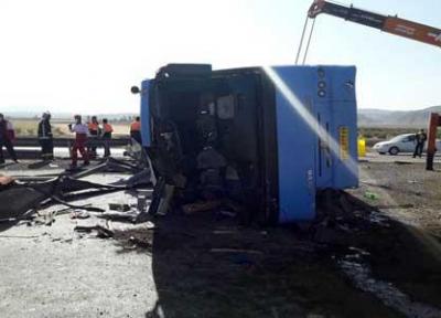 واژگونی اتوبوس خبرنگاران در آذربایجان غربی