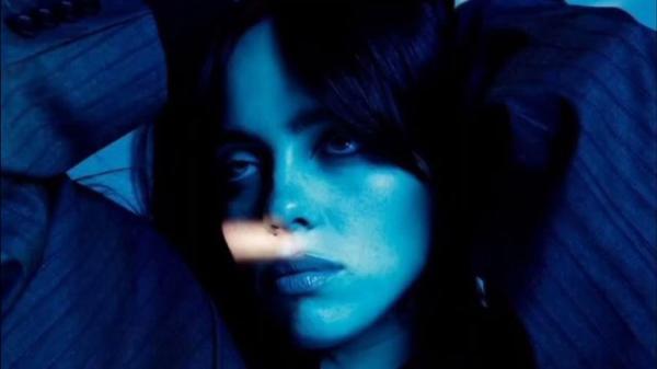 متن و ترجمه آهنگ BLUE از Billie Eilish متن و ترجمه آهنگ BLUE از Billie Eilish